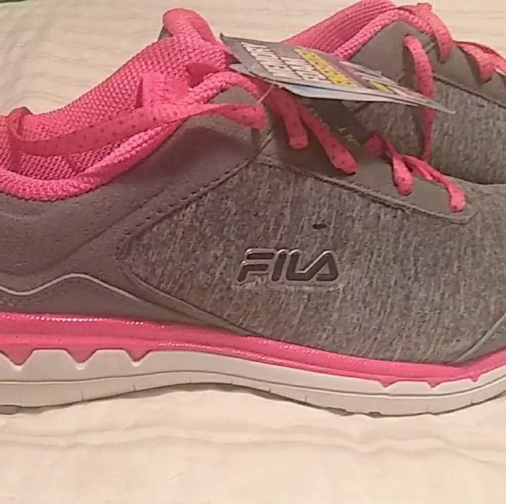 FILA tennis shoes